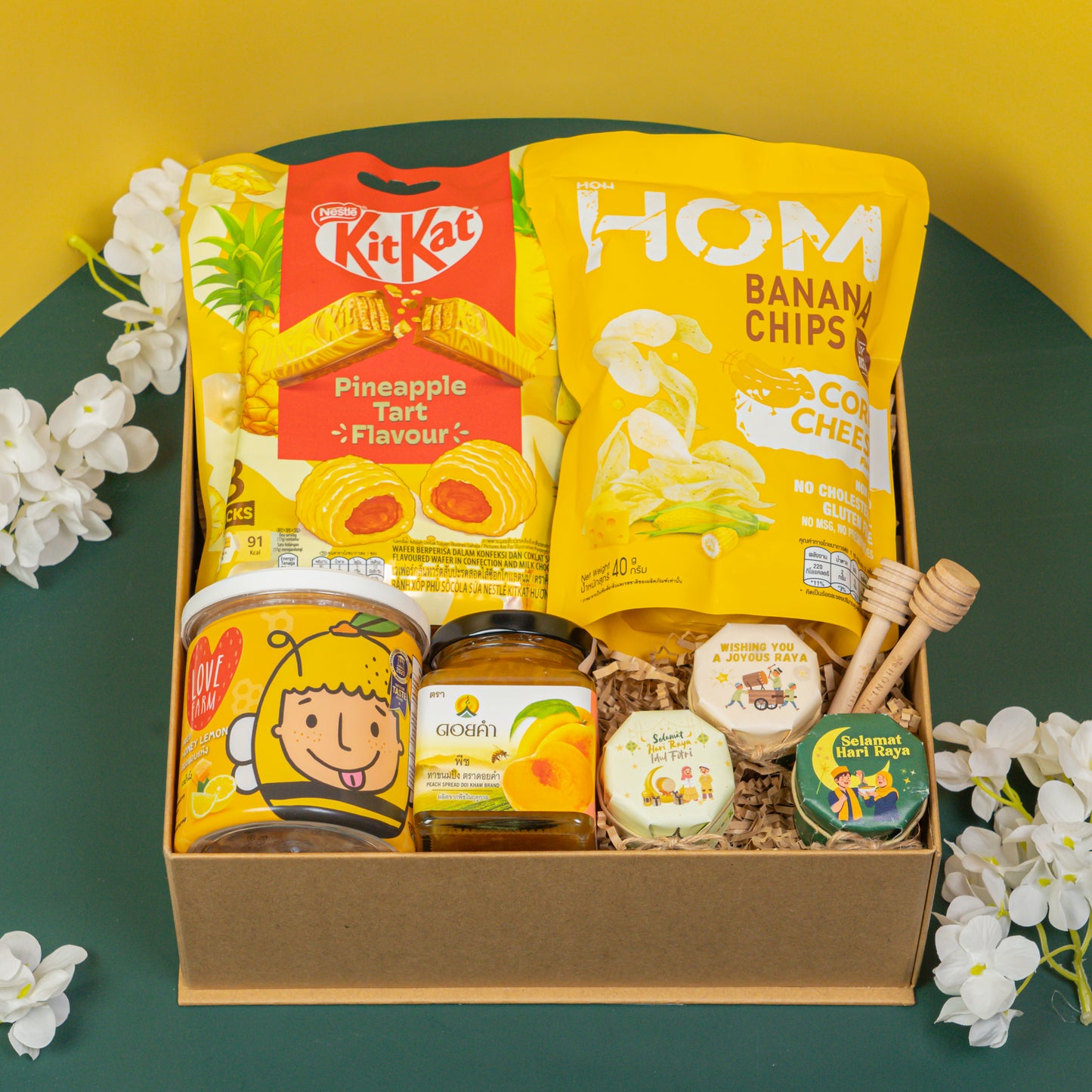 Golden Raya Moments Gift Box