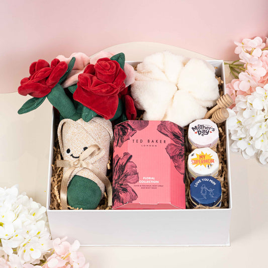 Cosy Essentials Mother's Day Hamper